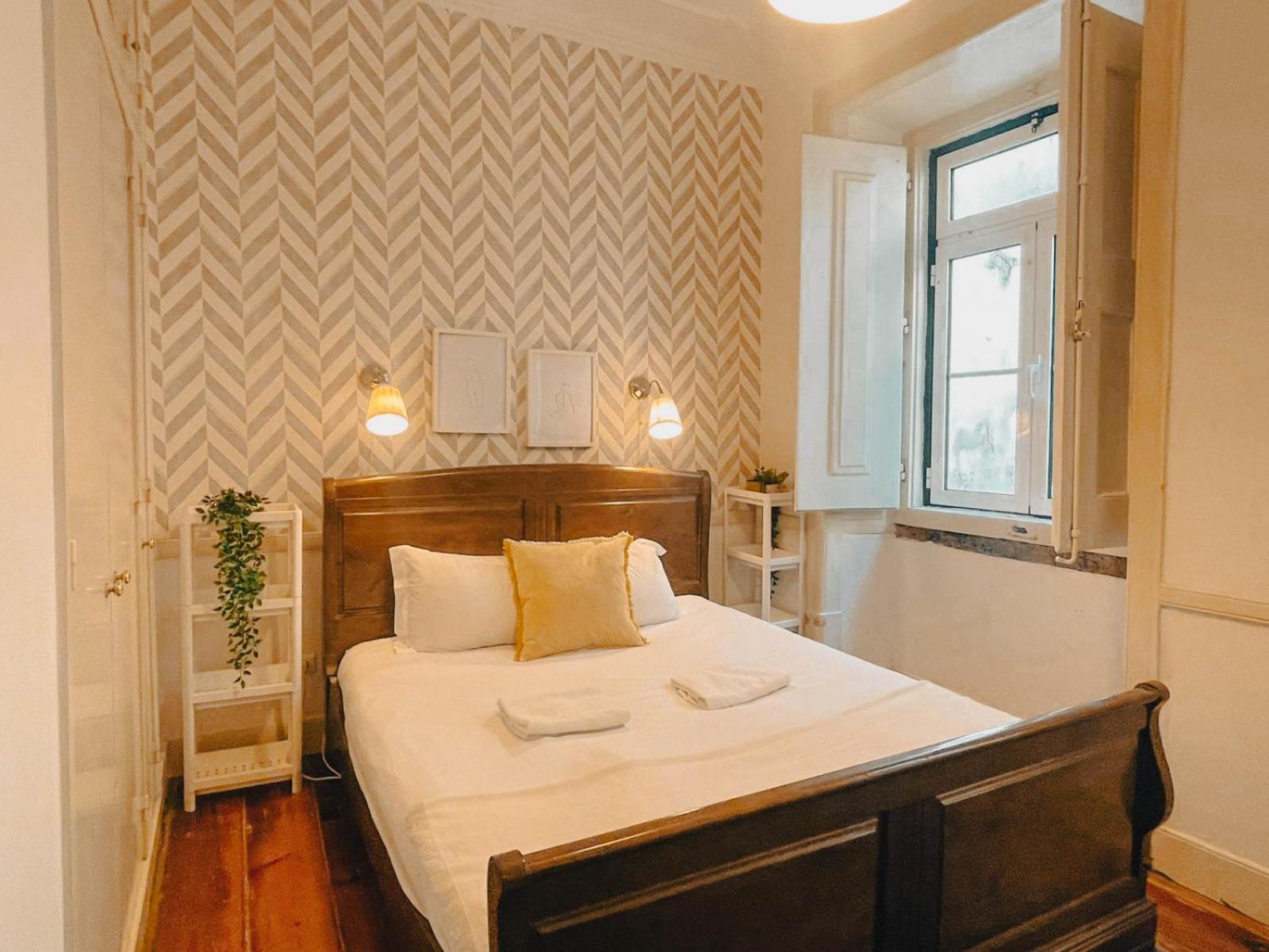 Baixa Pombalina - 4 Bedroom Apartment Lisbon