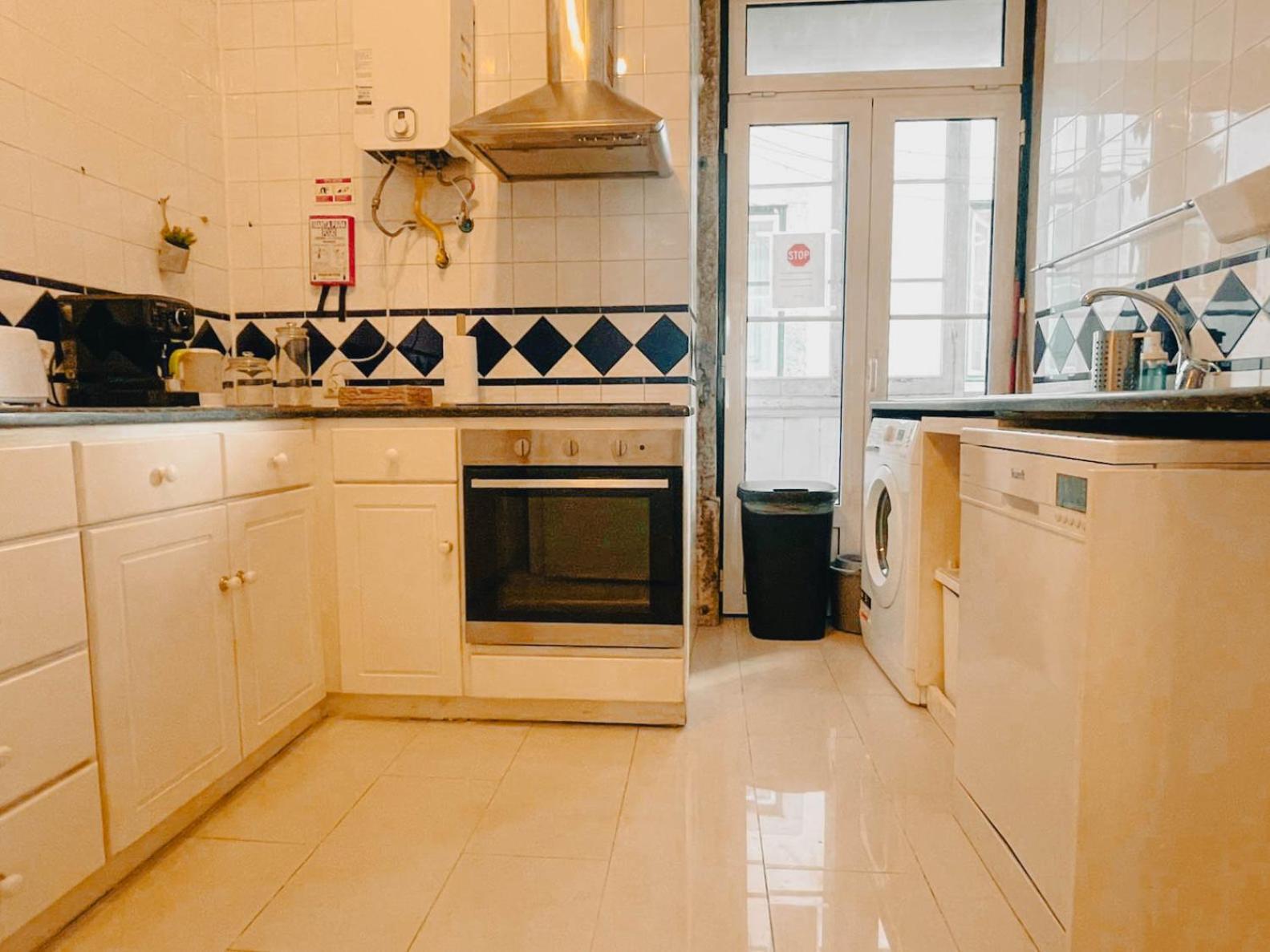 Baixa Pombalina - 4 Bedroom Lisbon